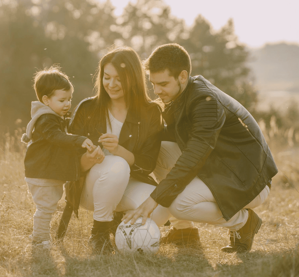 Navigating the Mortgage Maze: 10 Crucial Do's and Don'ts After Applying